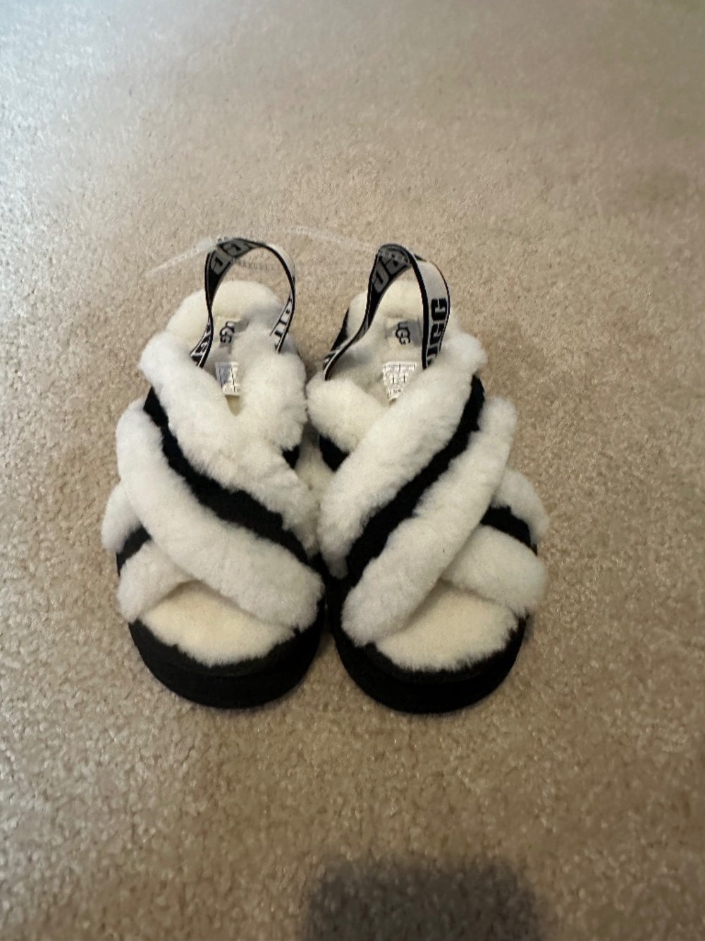 Ugg fur slides